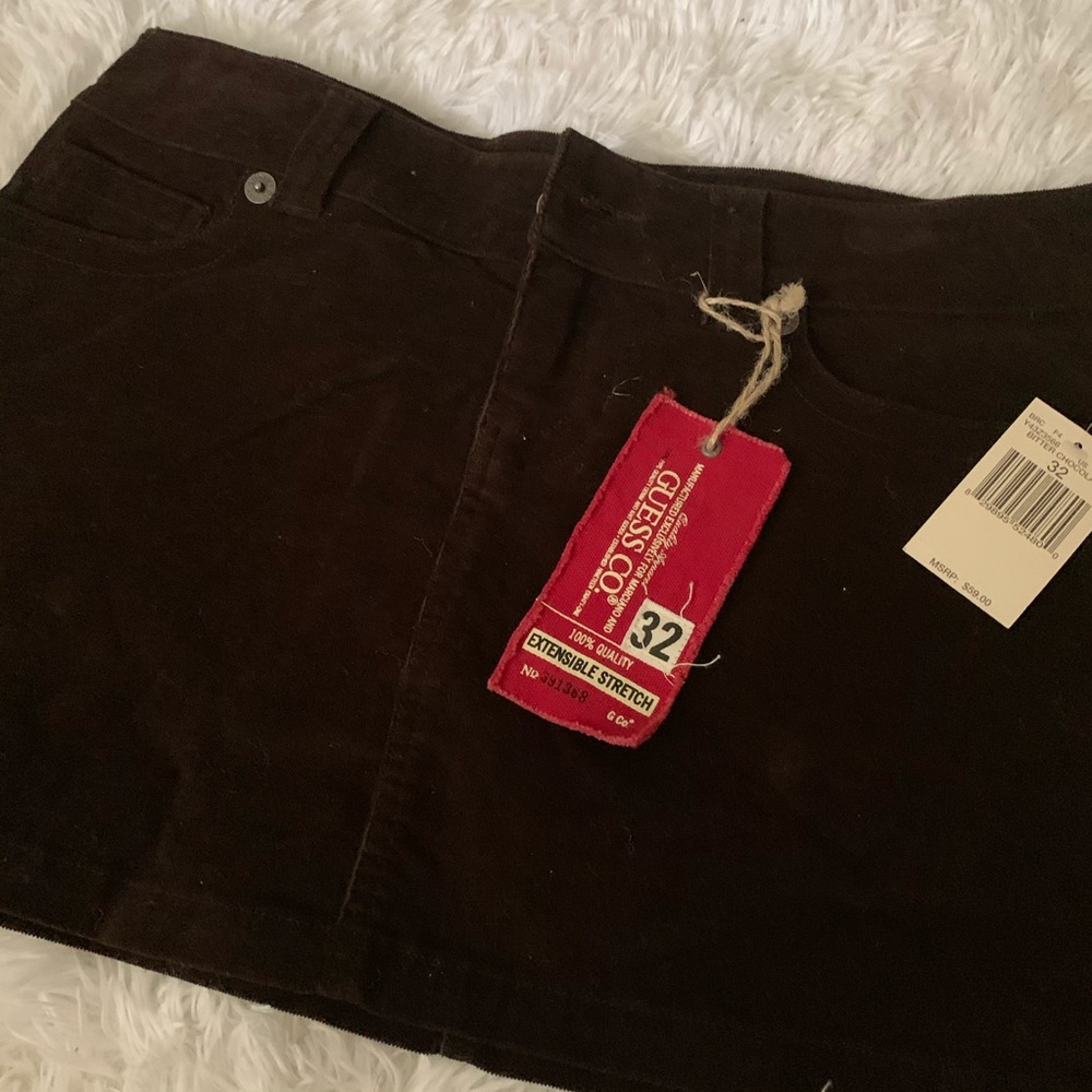 🆕 Fall Guess Chocolate corduroy mini